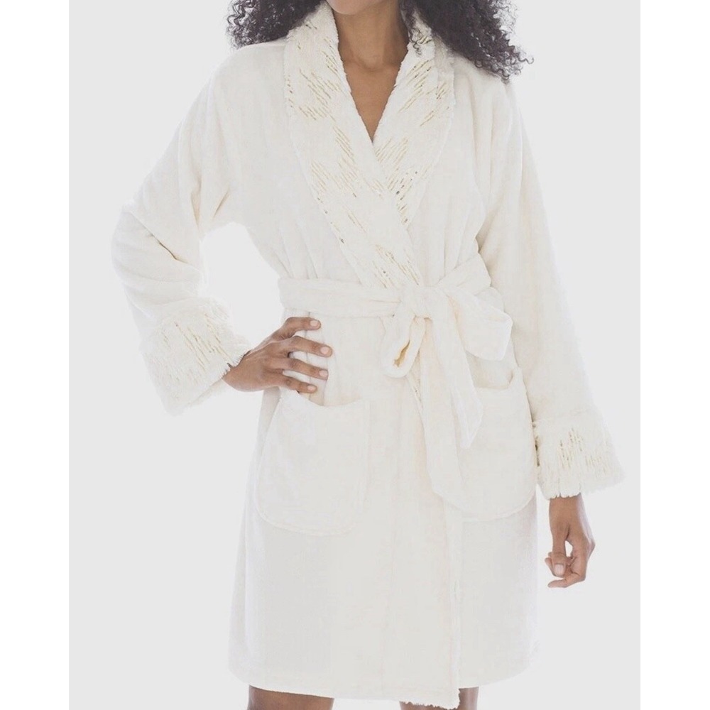 SOMA Luxe Sparkle Short Wrap Robe Ivory S/M Plush Sequin Luxury Soft Pockets